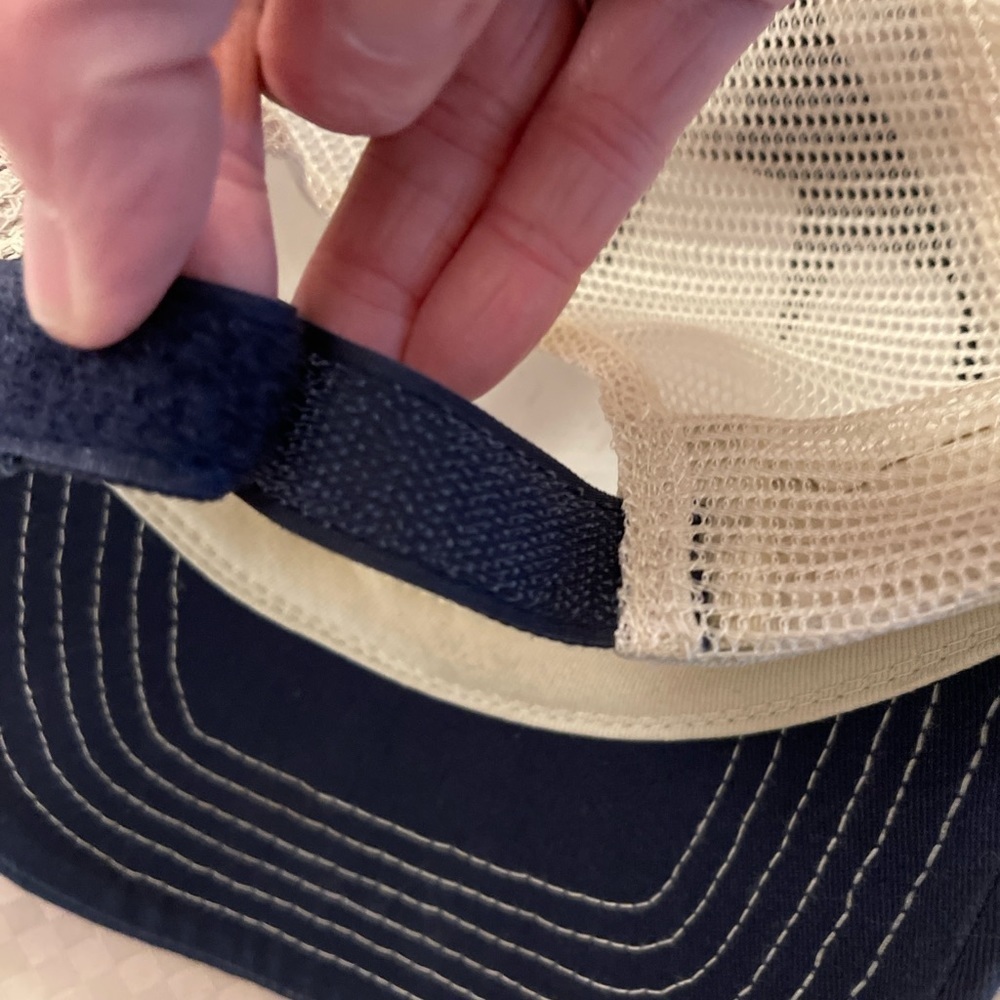 CAT Caterpillar logo mesh back adjustable hook & loop trucker dad hat cap. NWOT​ - Picture 4 of 5